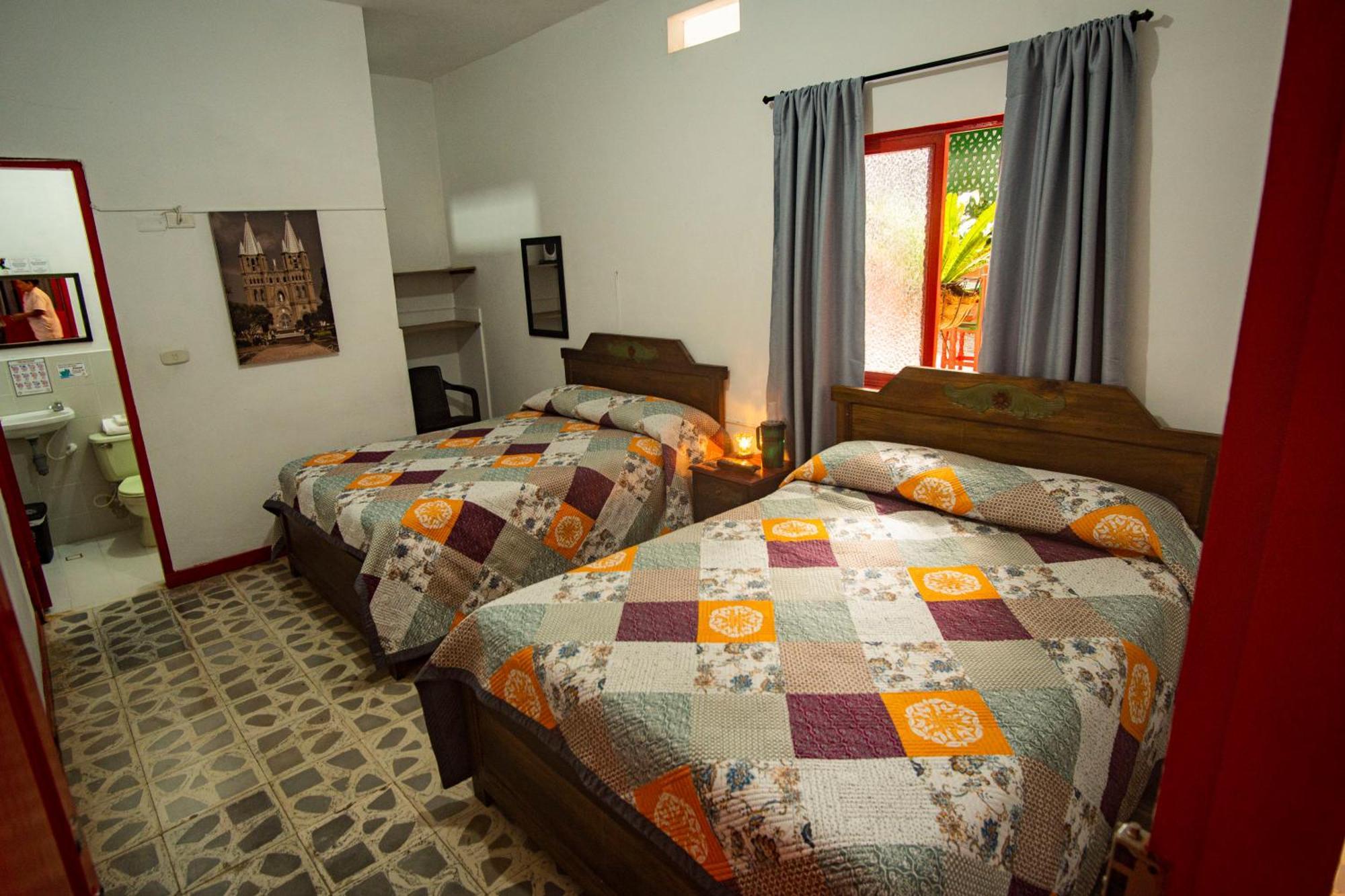Hotel La Casona Jardin Exterior photo