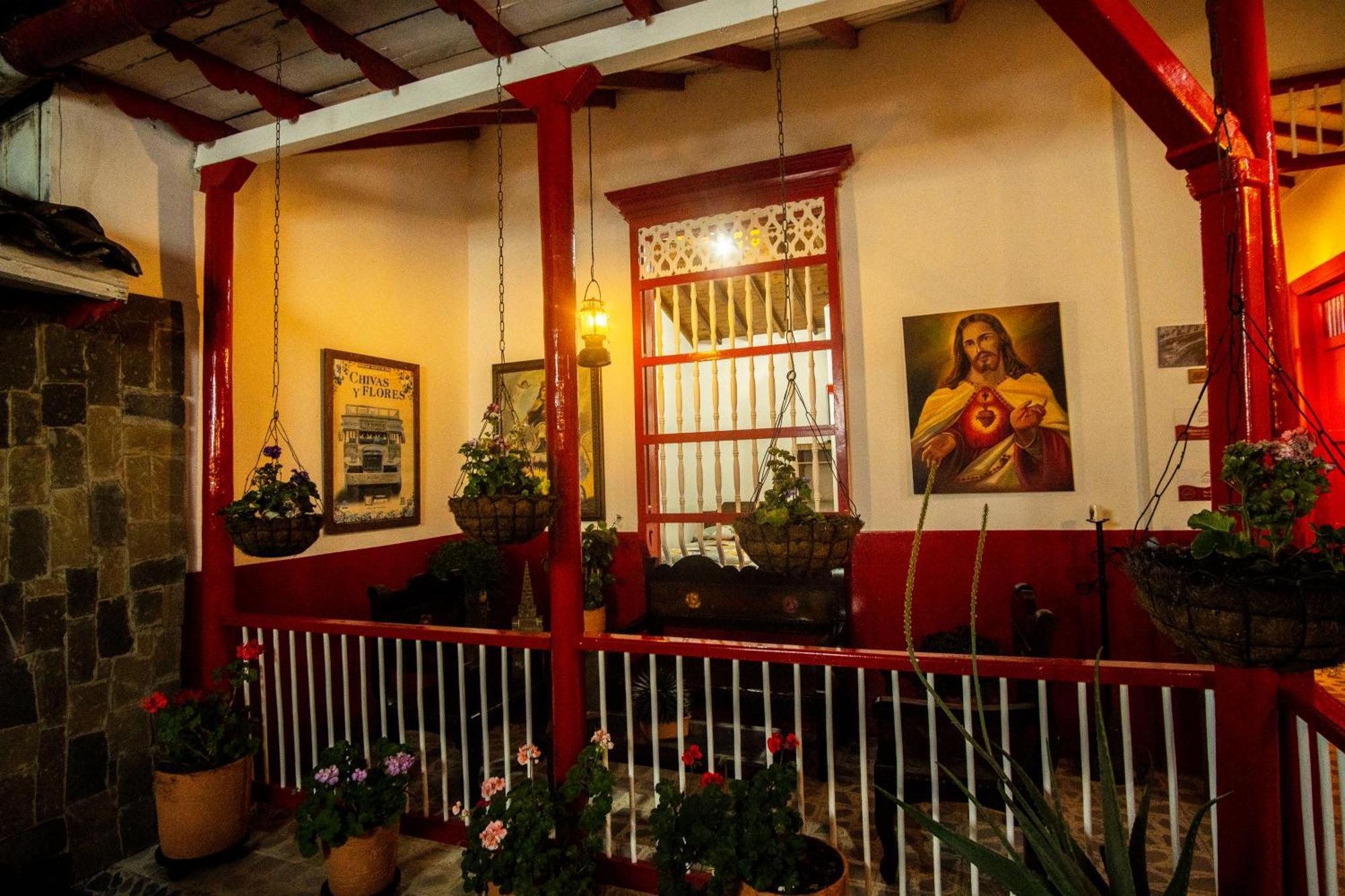 Hotel La Casona Jardin Exterior photo