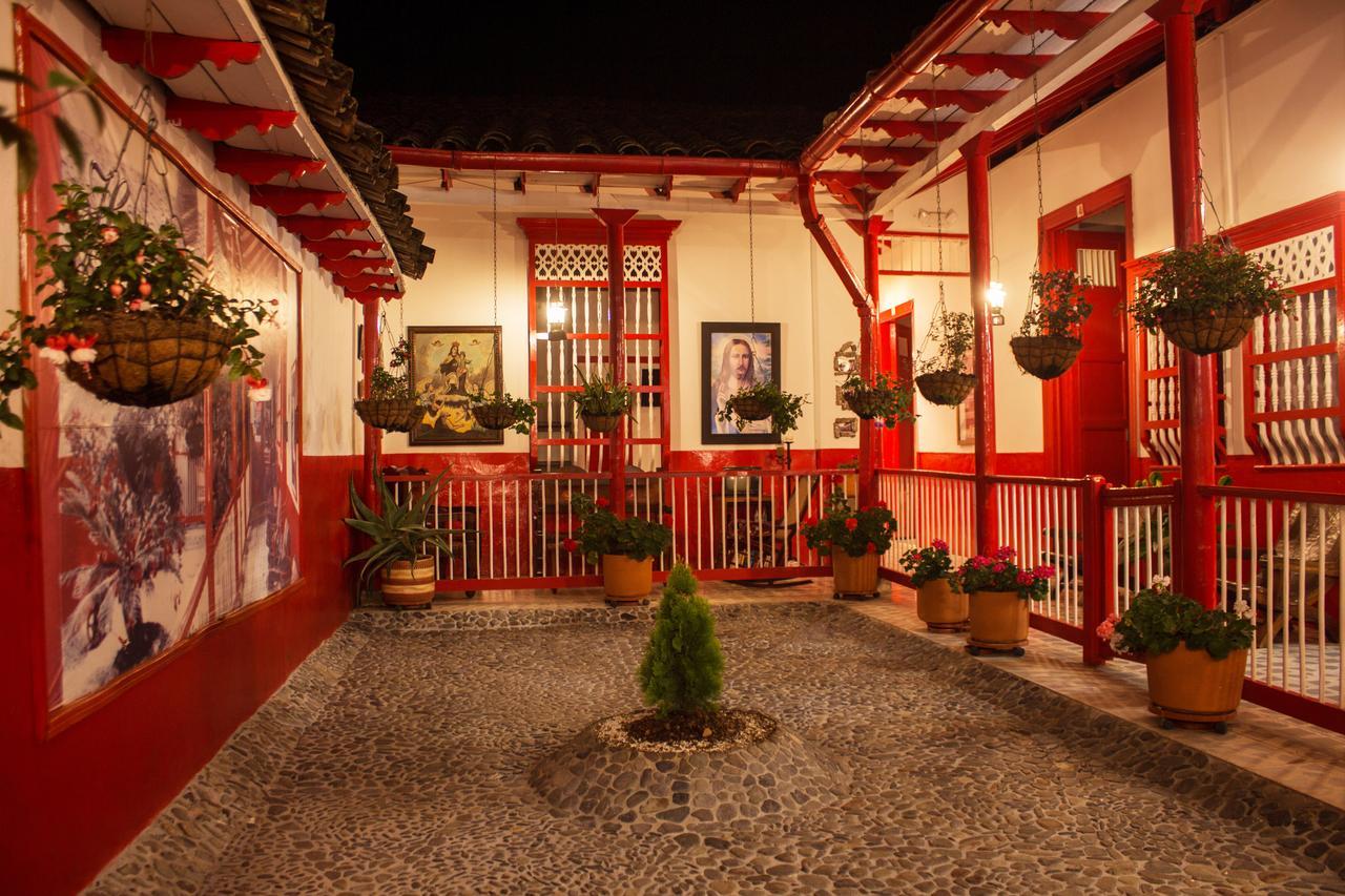 Hotel La Casona Jardin Exterior photo