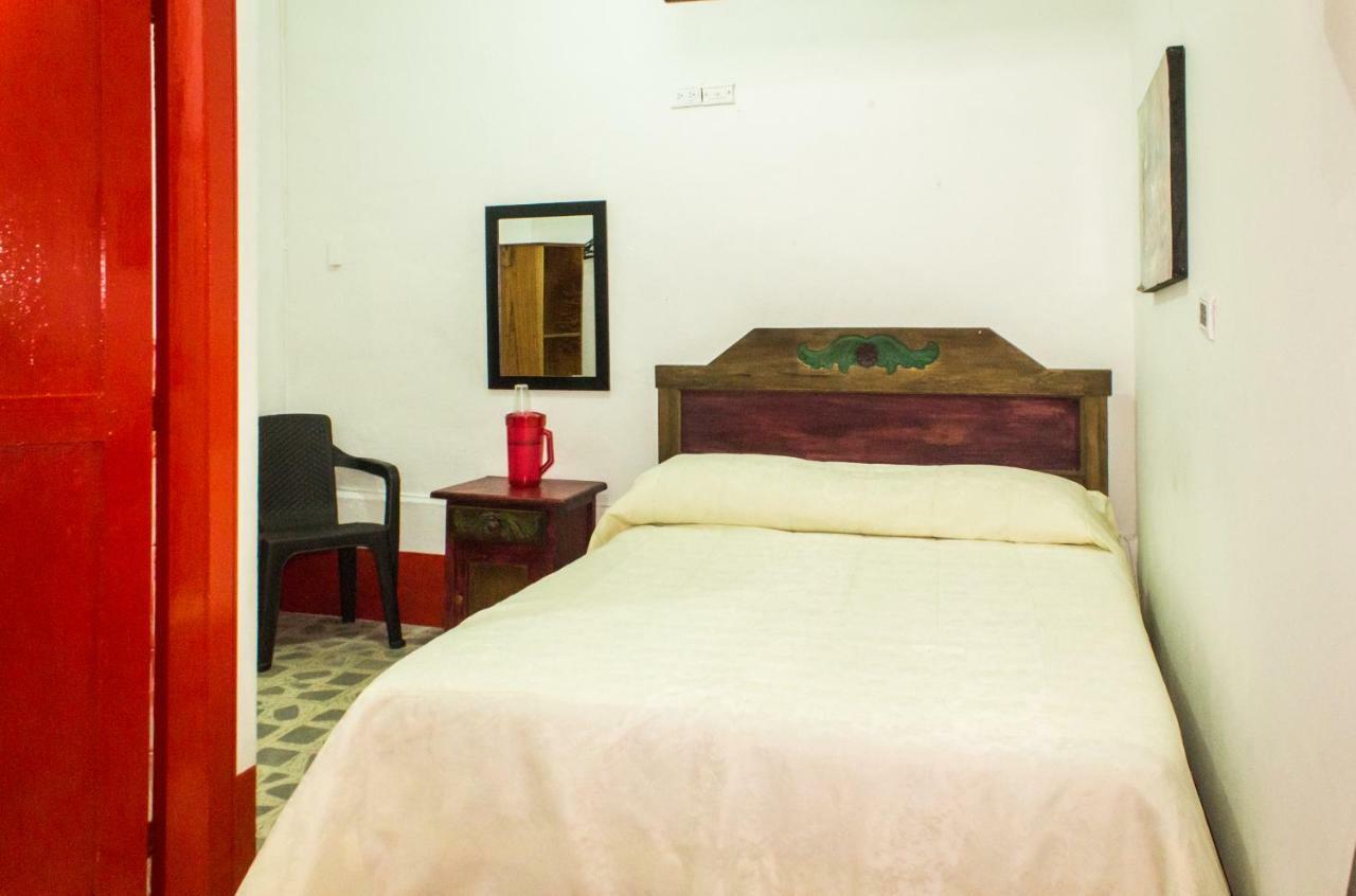 Hotel La Casona Jardin Exterior photo